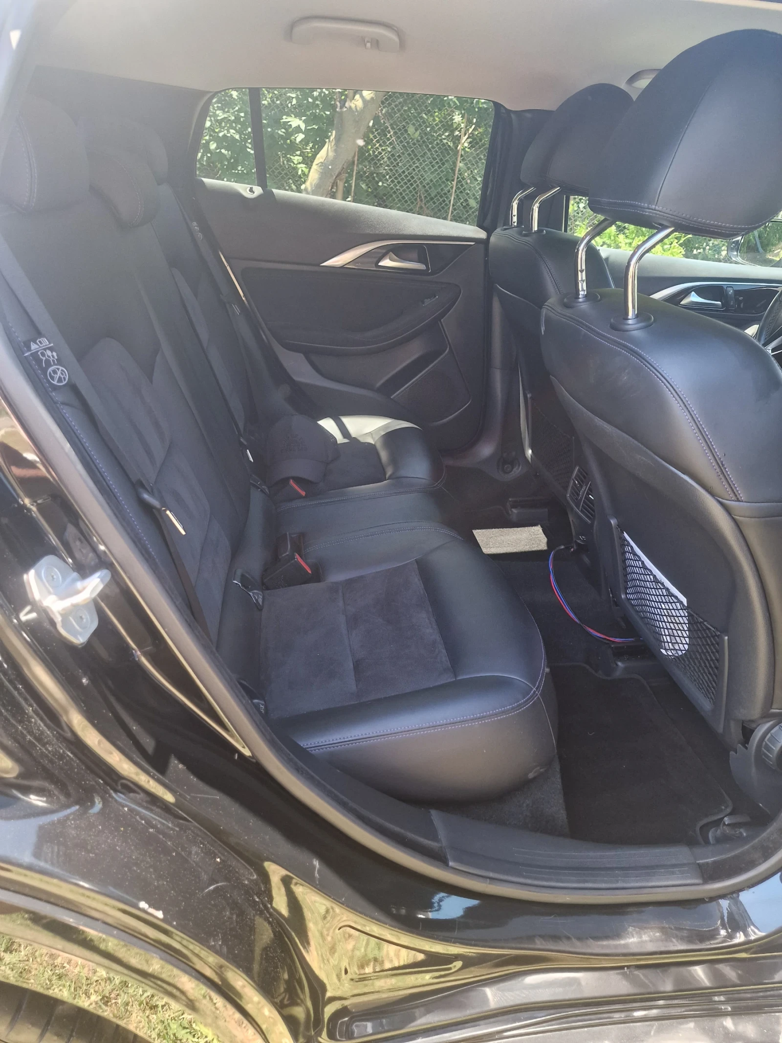 Infiniti Q30, снимка 2 - Автомобили и джипове - 54900505