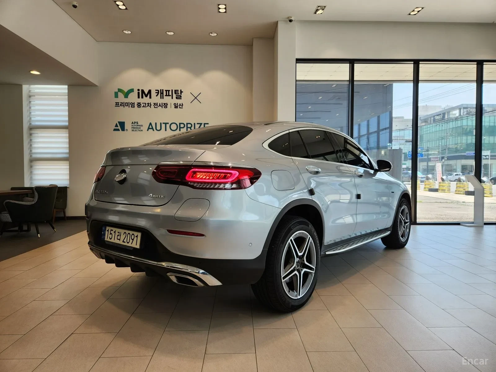 Mercedes-Benz GLC 300 HYBRID* 100 000KM!!!* AMG LINE* COUPE!!!, снимка 2 - Автомобили и джипове - 54923808