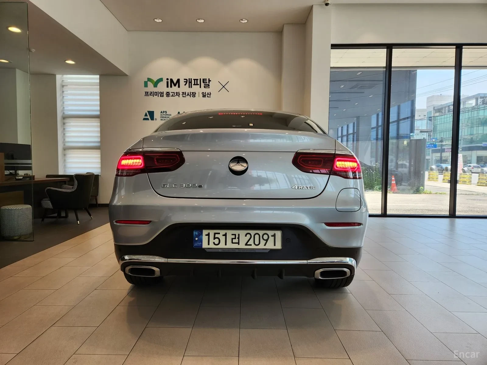 Mercedes-Benz GLC 300 HYBRID* 100 000KM!!!* AMG LINE* COUPE!!!, снимка 4 - Автомобили и джипове - 54923808