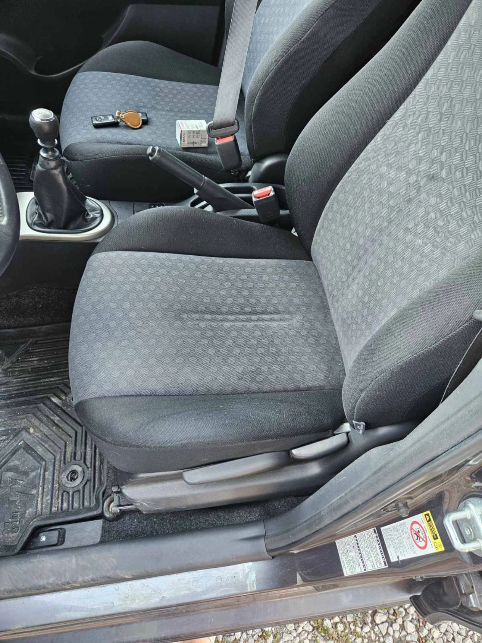 Toyota Urban Cruiser, снимка 6 - Автомобили и джипове - 55083120