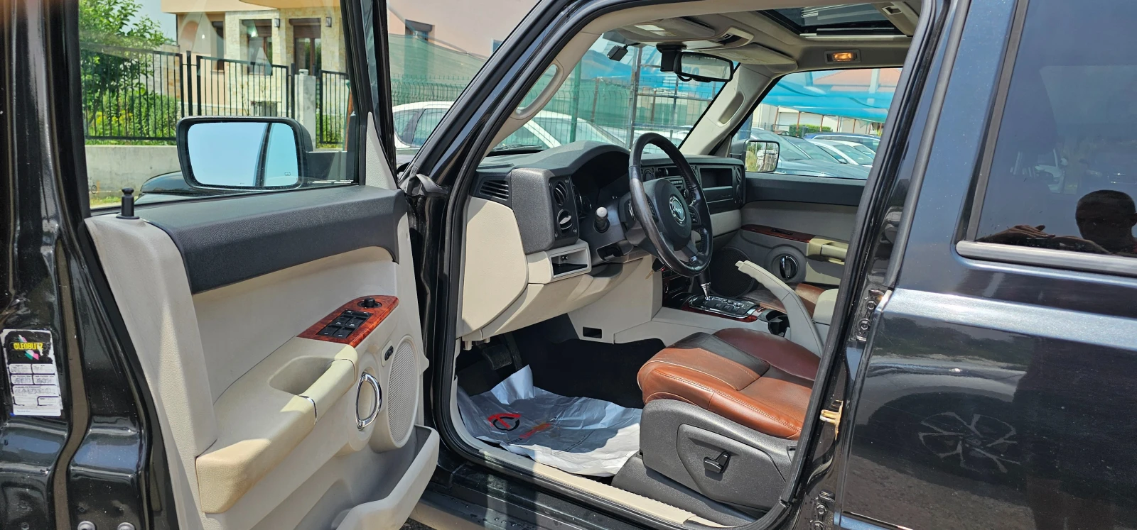 Jeep Commander 3.0GRD OFF-roud Италия, снимка 9 - Автомобили и джипове - 55147474