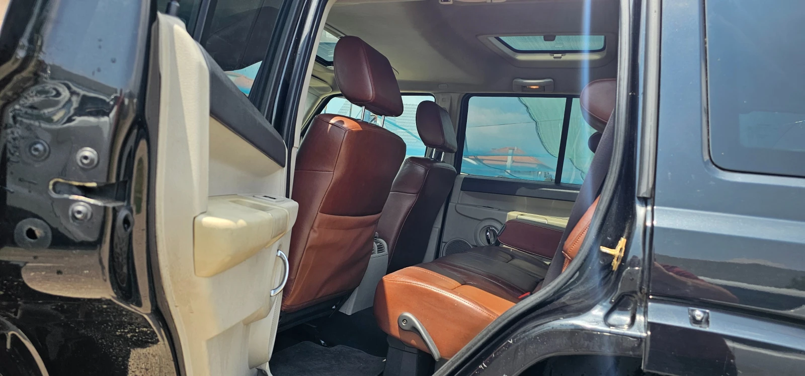 Jeep Commander 3.0GRD OFF-roud Италия, снимка 16 - Автомобили и джипове - 55147474
