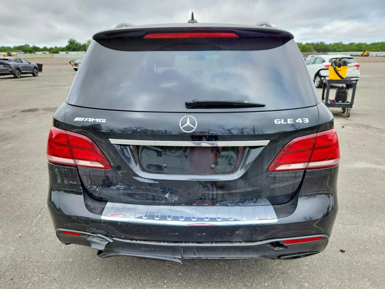 Mercedes-Benz GLE 43 AMG * 4MATIC* , снимка 5 - Автомобили и джипове - 55473271