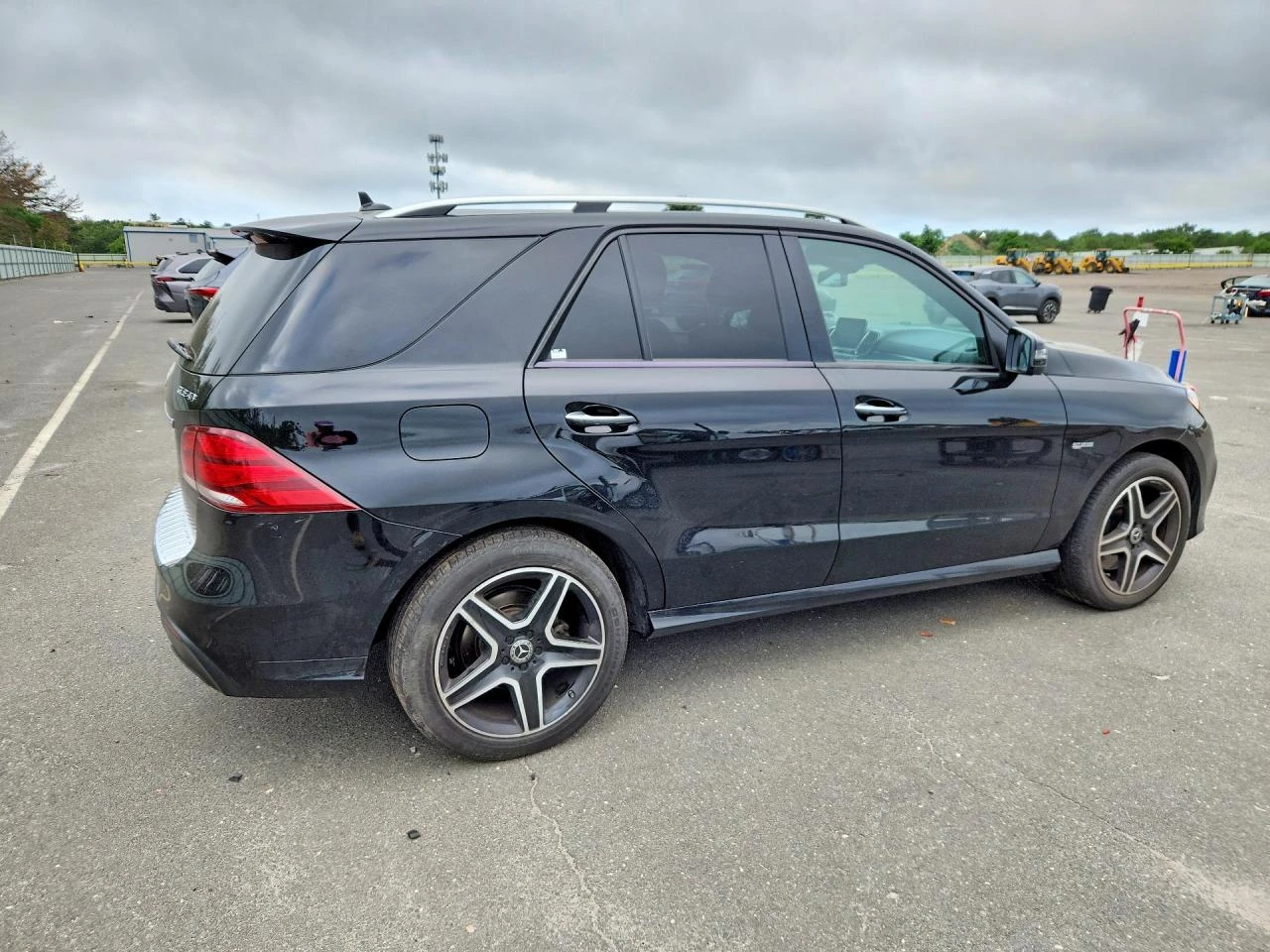 Mercedes-Benz GLE 43 AMG * 4MATIC* , снимка 4 - Автомобили и джипове - 55473271