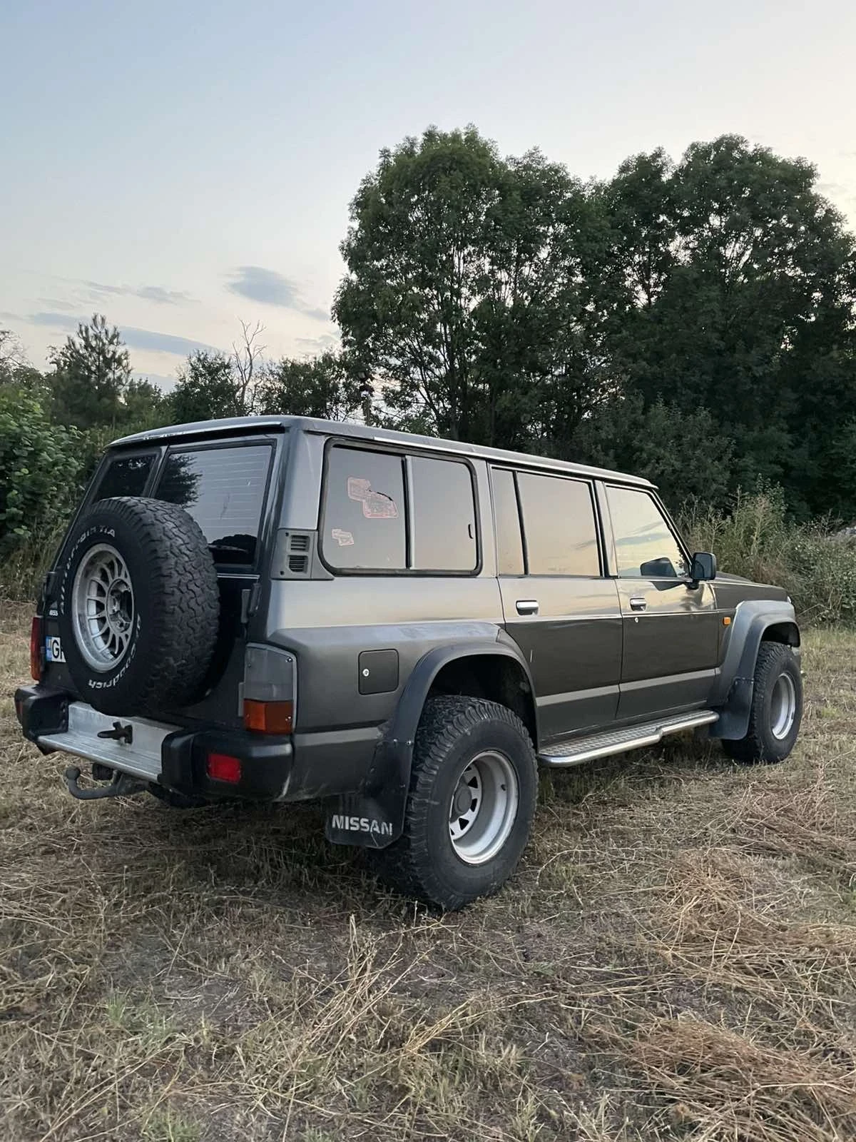 Nissan Patrol Y60, снимка 4 - Автомобили и джипове - 55891462