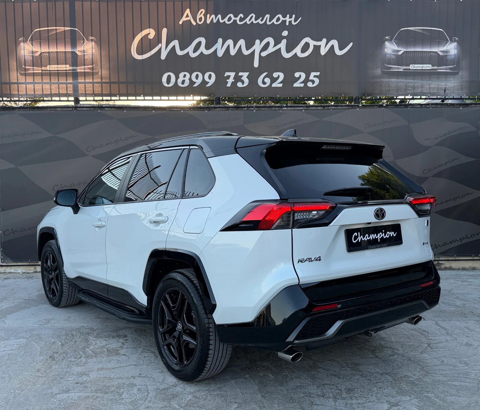 Toyota Rav4, снимка 4 - Автомобили и джипове - 55897947