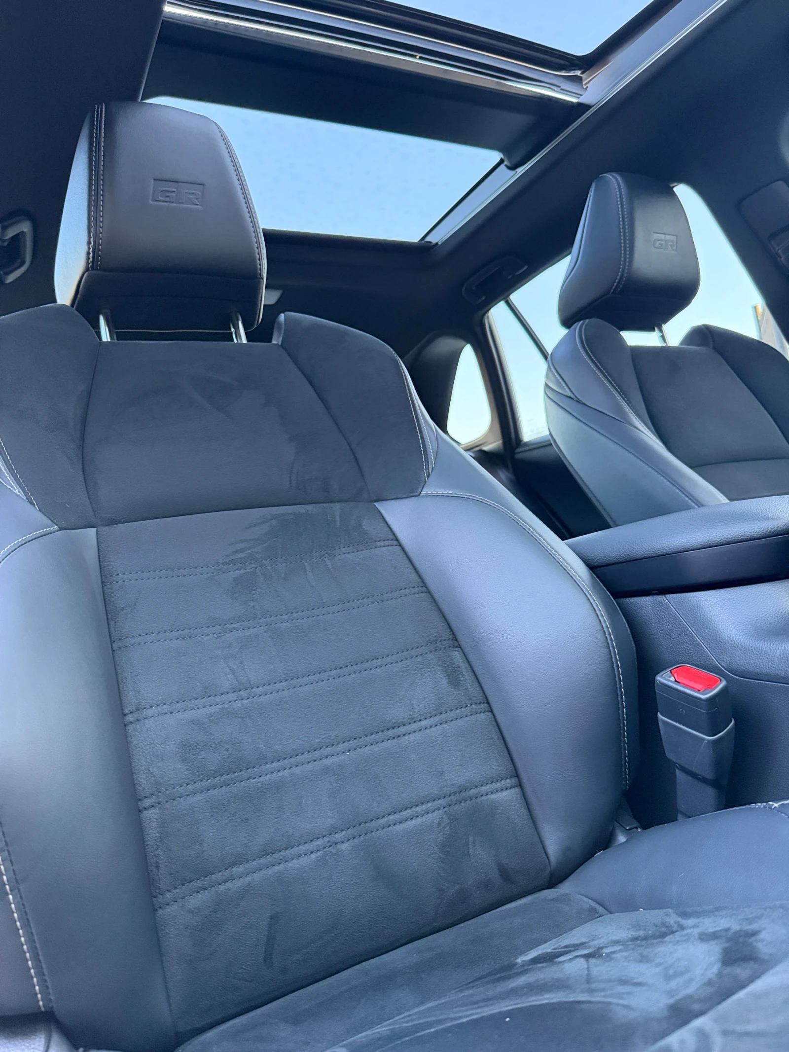 Toyota Rav4, снимка 16 - Автомобили и джипове - 55897947