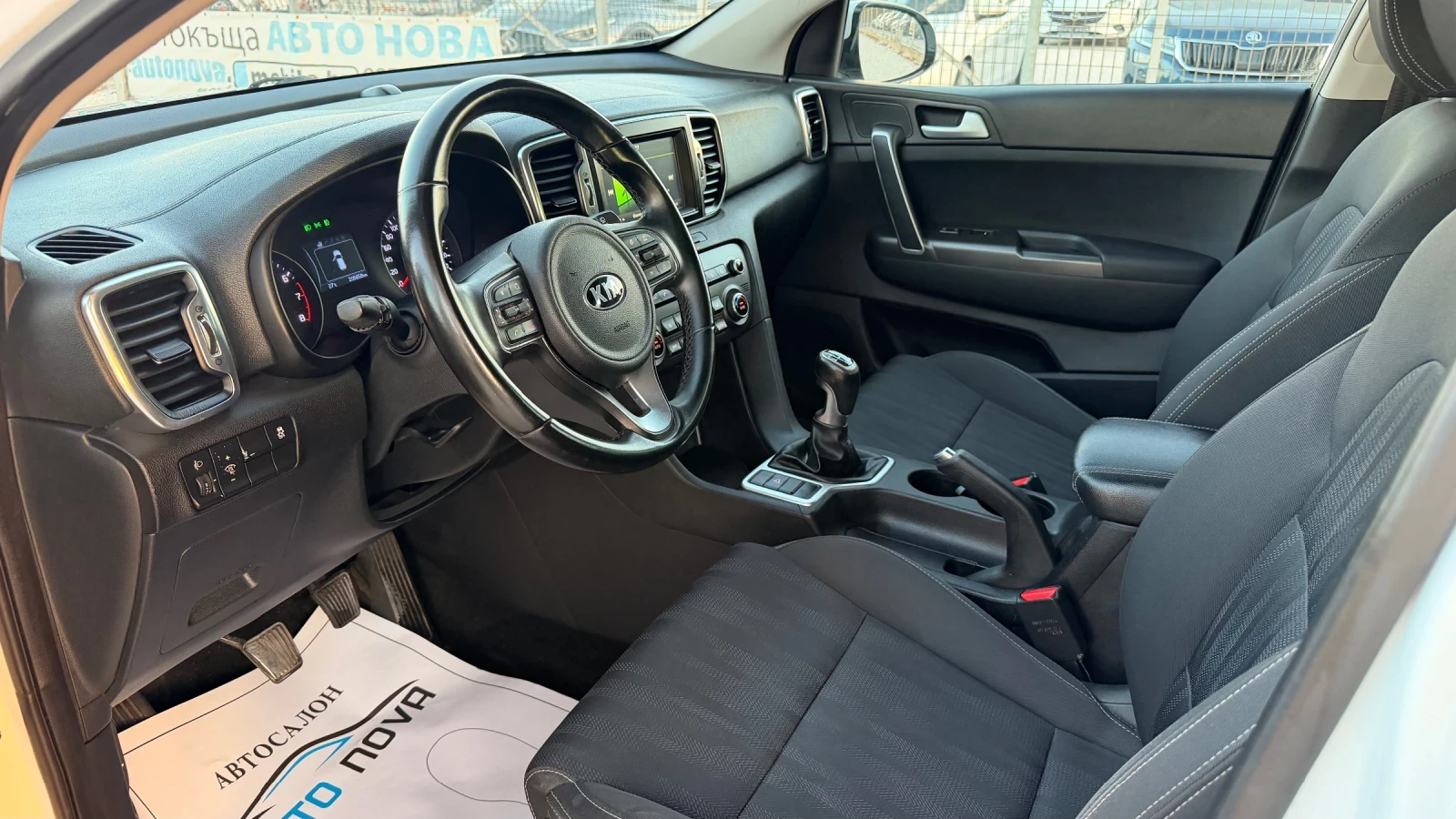 Kia Sportage 1.6 БЕНЗИН 132 К.С. КАМЕРА! NAVI! КАТО НОВА!!!, снимка 9 - Автомобили и джипове - 55982070