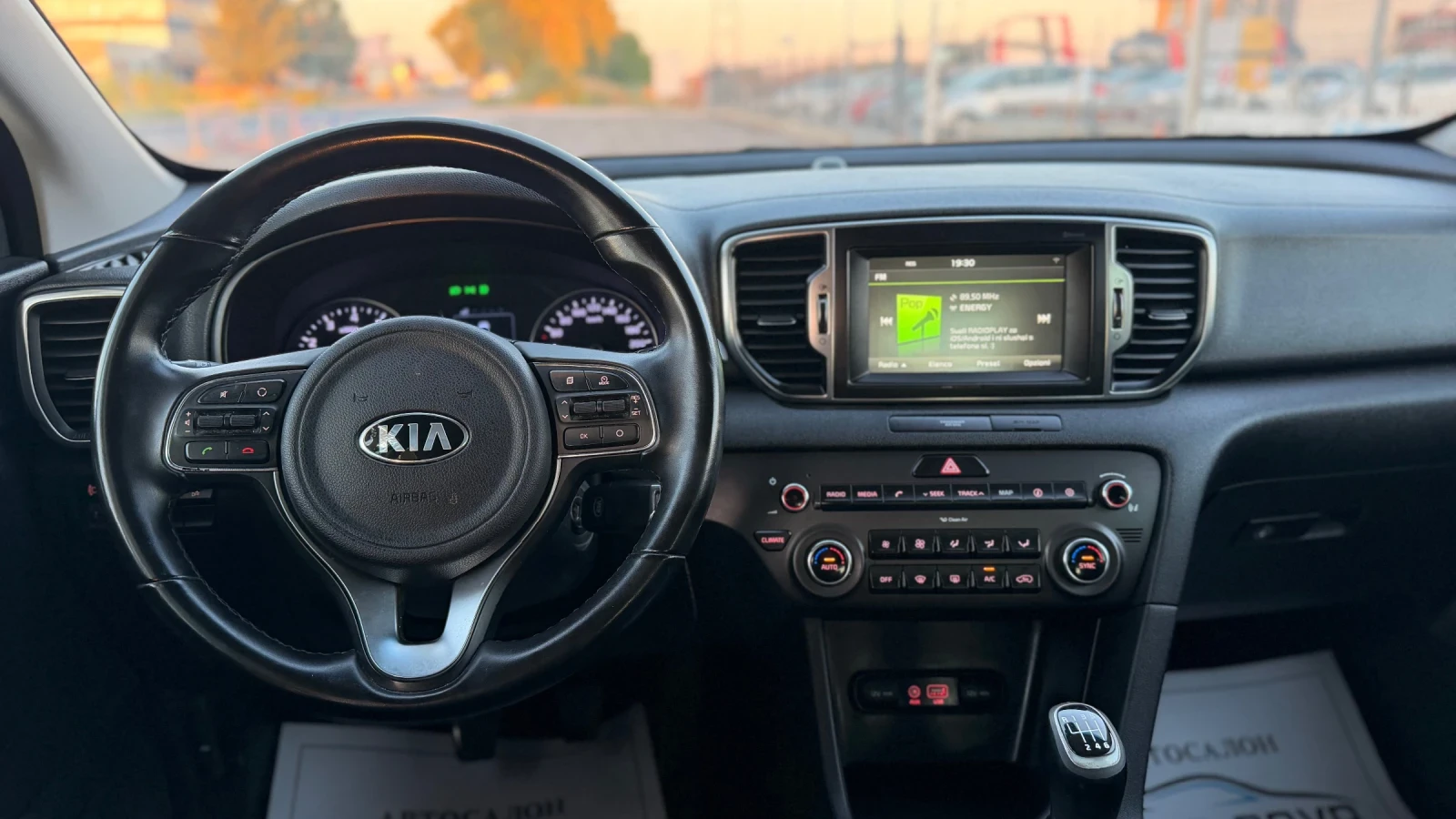 Kia Sportage 1.6 БЕНЗИН 132 К.С. КАМЕРА! NAVI! КАТО НОВА!!!, снимка 11 - Автомобили и джипове - 55982070