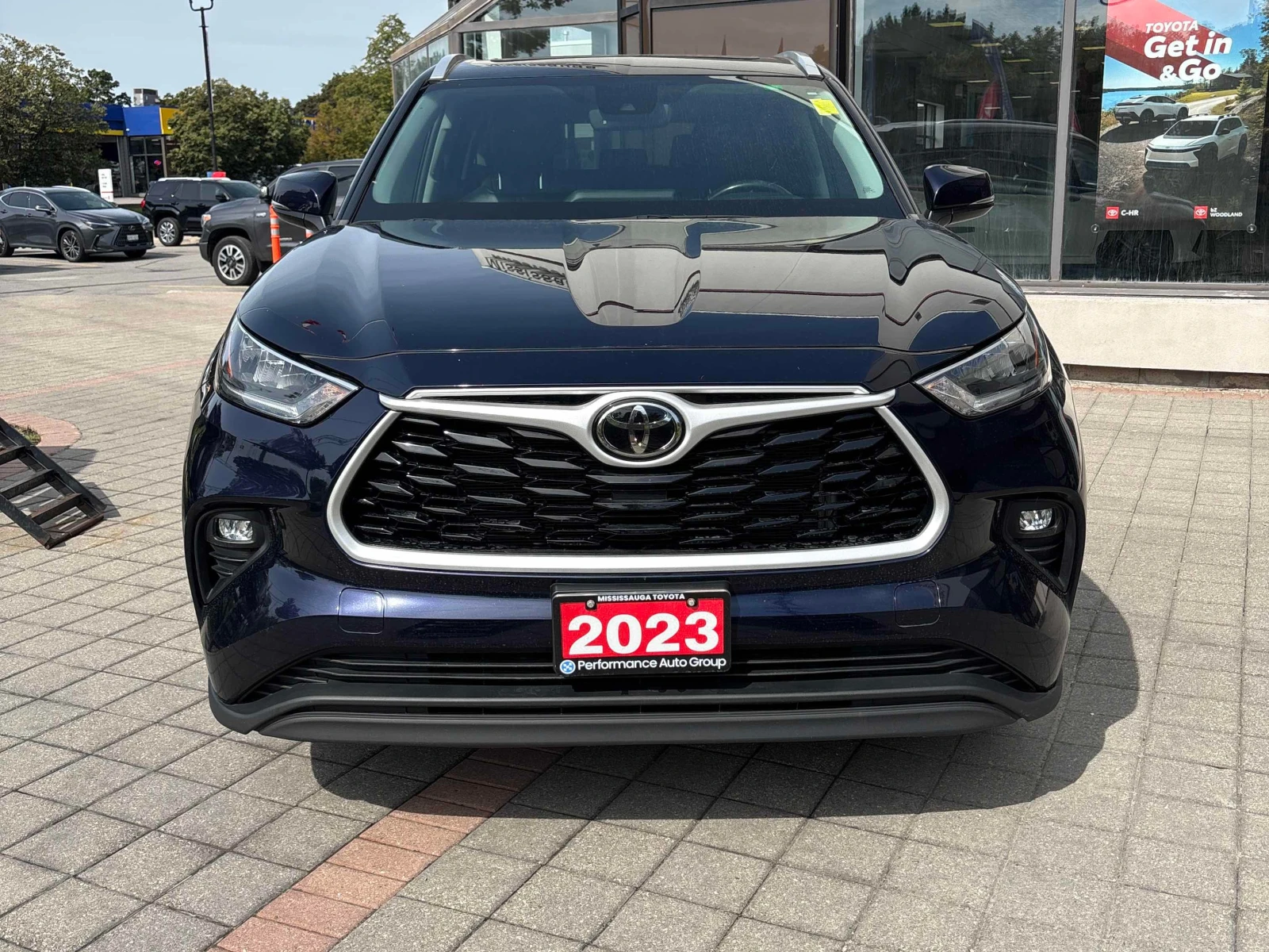 Toyota Highlander * AWD * CARFAX * , снимка 6 - Автомобили и джипове - 55993514