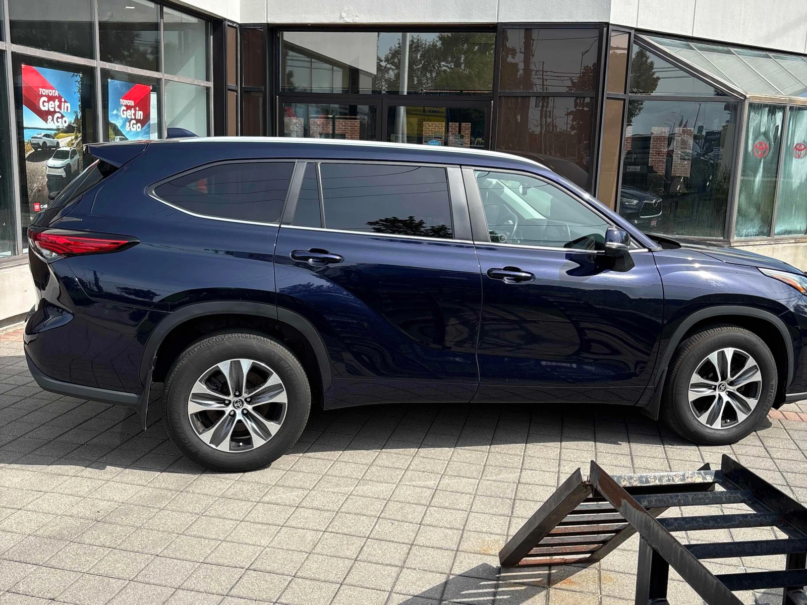 Toyota Highlander * AWD * CARFAX * , снимка 3 - Автомобили и джипове - 55993514