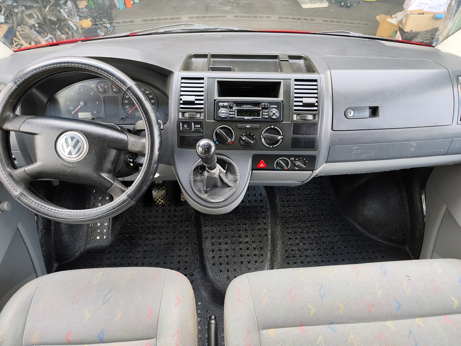 VW Transporter 1.9TDI 8+ 1, снимка 14 - Бусове и автобуси - 54748230