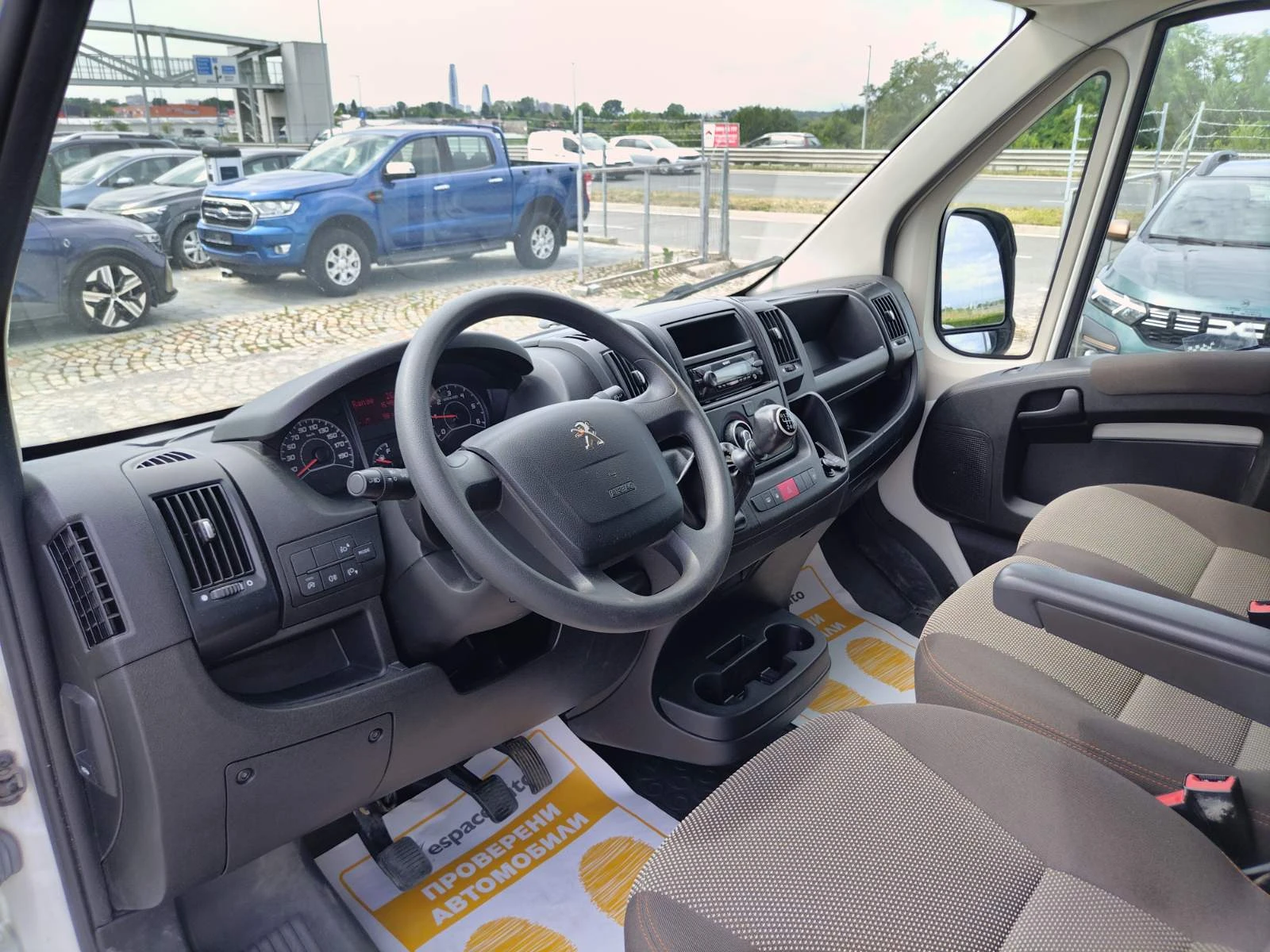 Peugeot Boxer 2.2BlueHDI/120к.с./L1H1, снимка 12 - Бусове и автобуси - 55190151