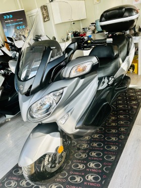 Suzuki Burgman 650i Executive 10.2019г., снимка 7 - Мотоциклети и мототехника - 43789145