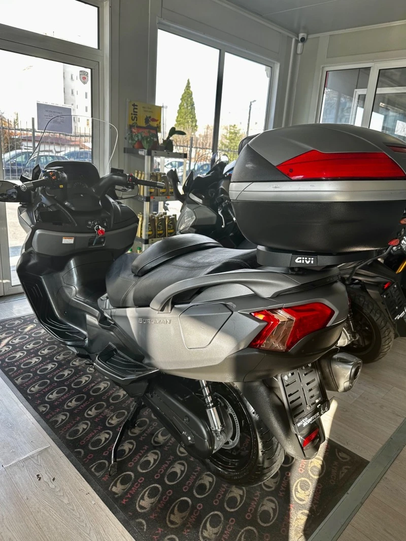 Suzuki Burgman 650i Executive 10.2019г., снимка 8 - Мотоциклети и мототехника - 43789145