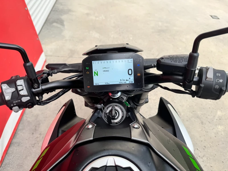 Kawasaki Z 900 2026 НАЛИЧЕН, снимка 9 - Мотоциклети и мототехника - 53333842