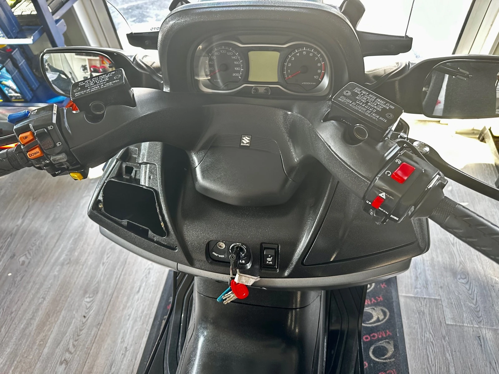 Suzuki Burgman 650i Executive 10.2019. | Mobile.bg   13