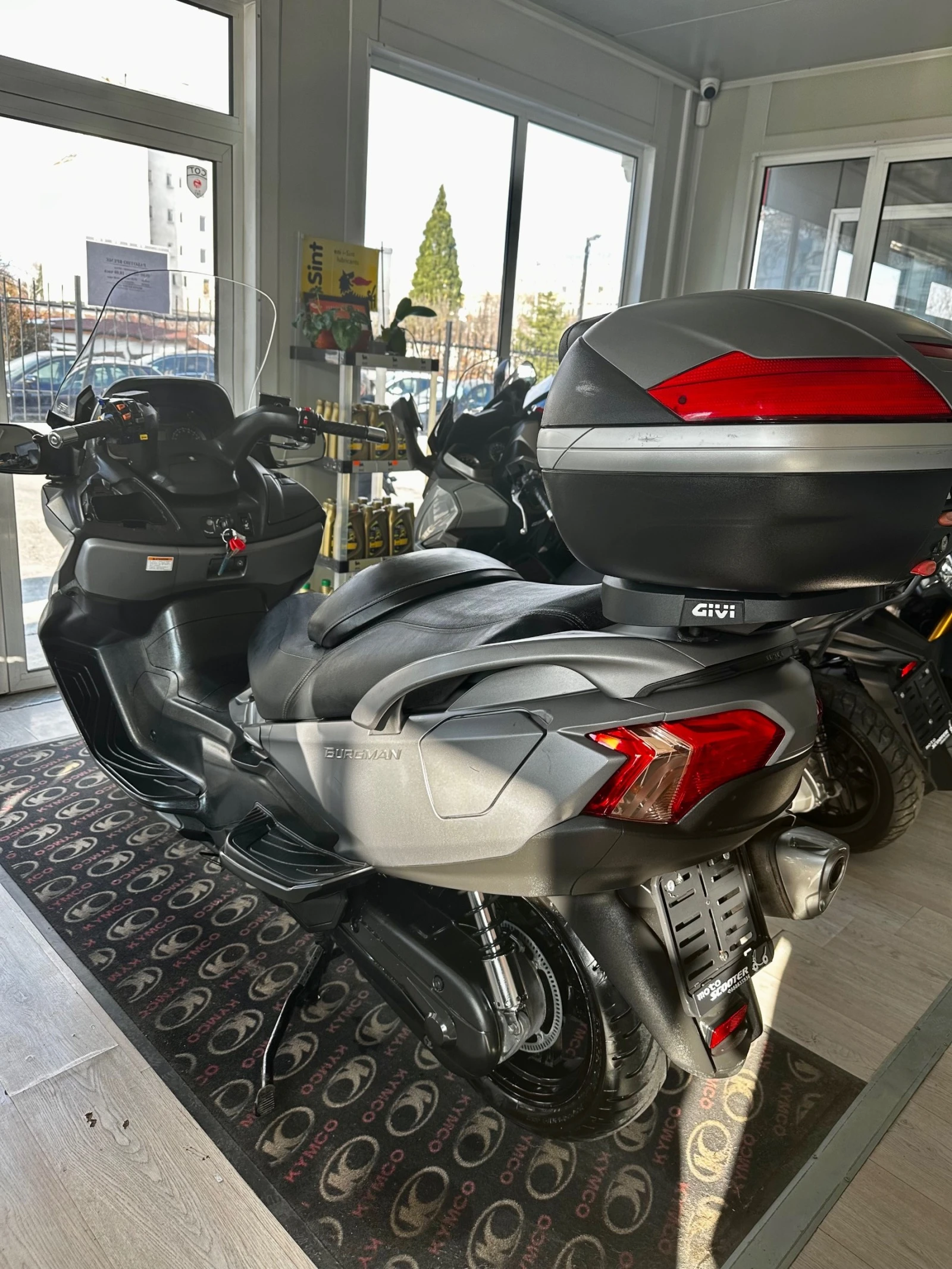 Suzuki Burgman 650i Executive 10.2019г. - изображение 8