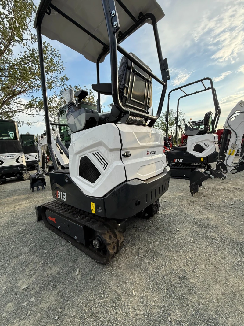 Багер Becker B13 B-13, снимка 8 - Индустриална техника - 49279932