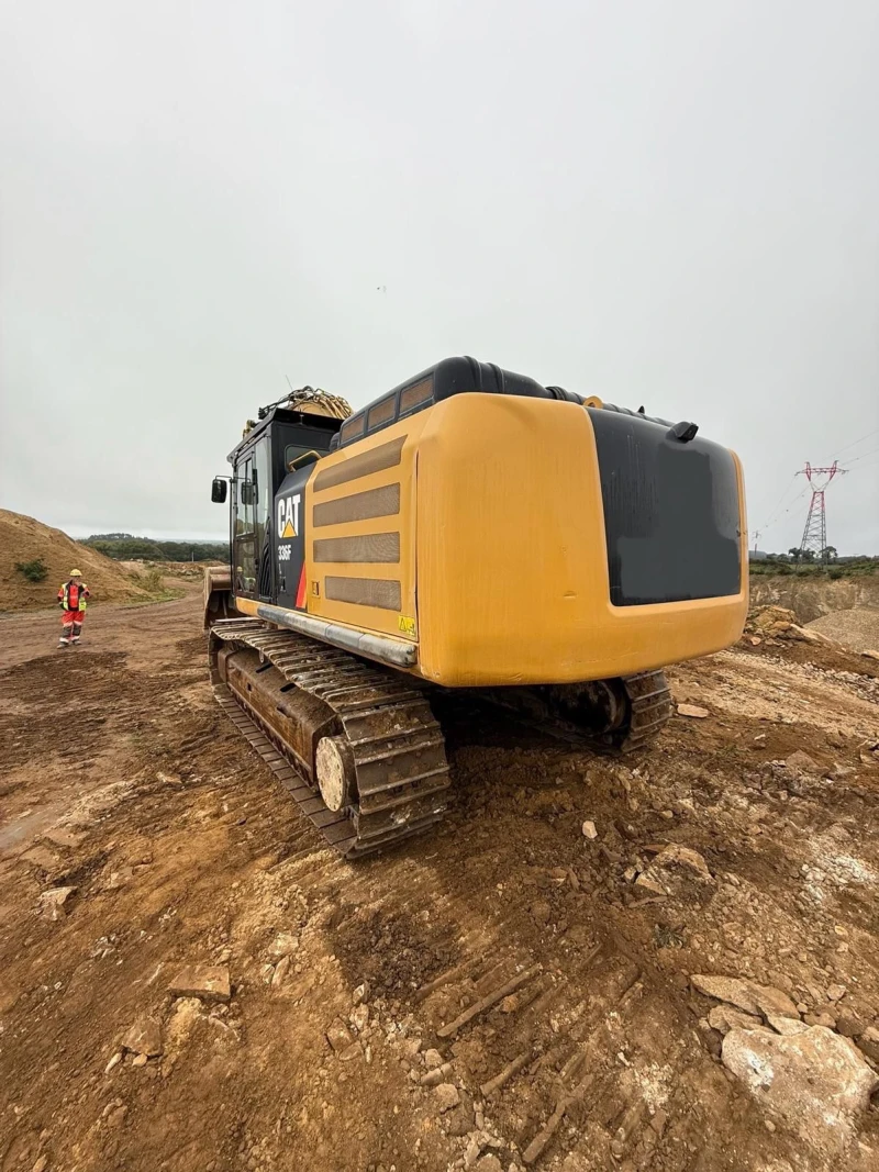 Багер Cat 336 FL ЛИЗИНГ, снимка 2 - Индустриална техника - 52088152