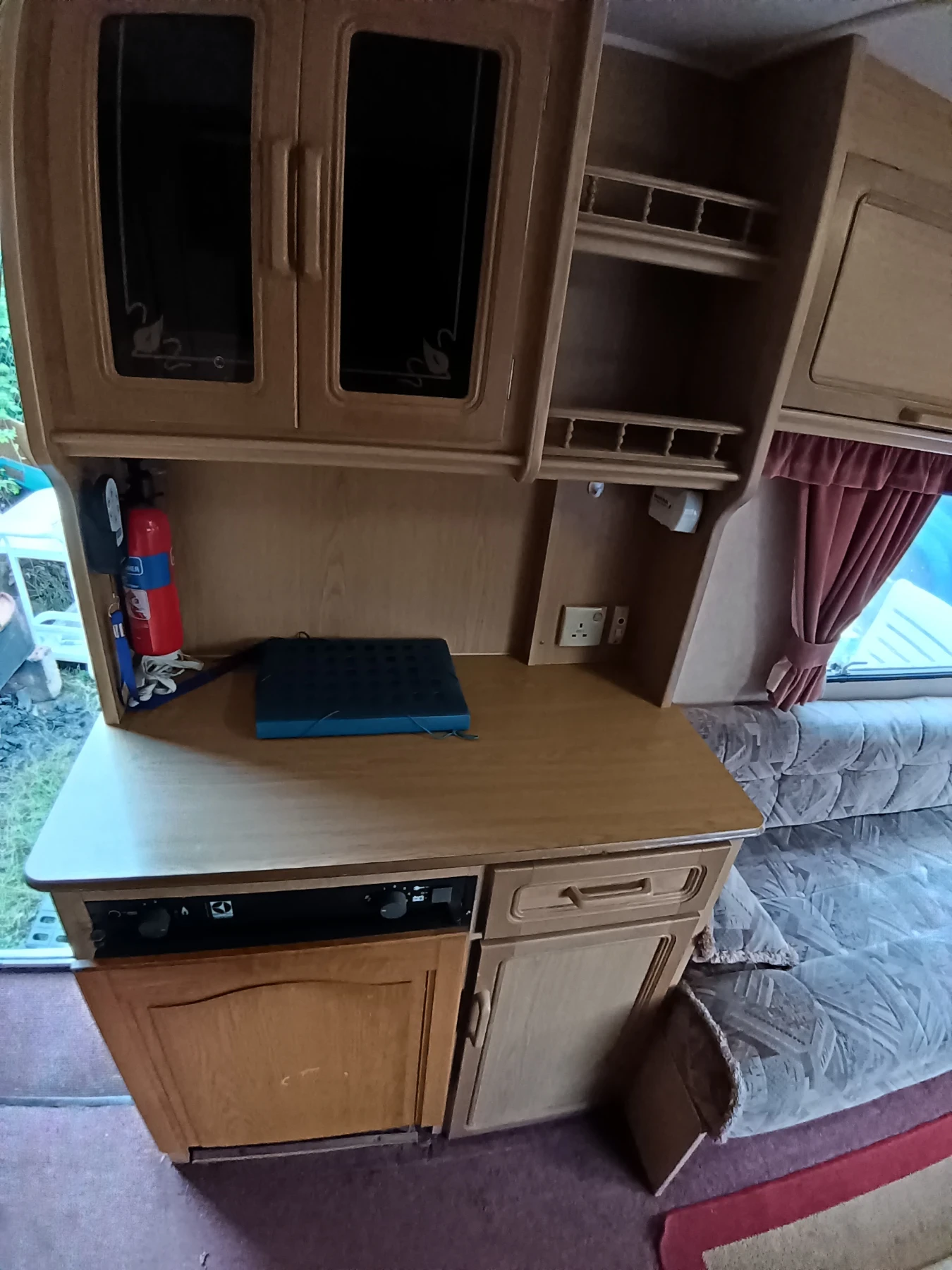 �������� Swift Silhouette  | Mobile.bg � ����������� 13