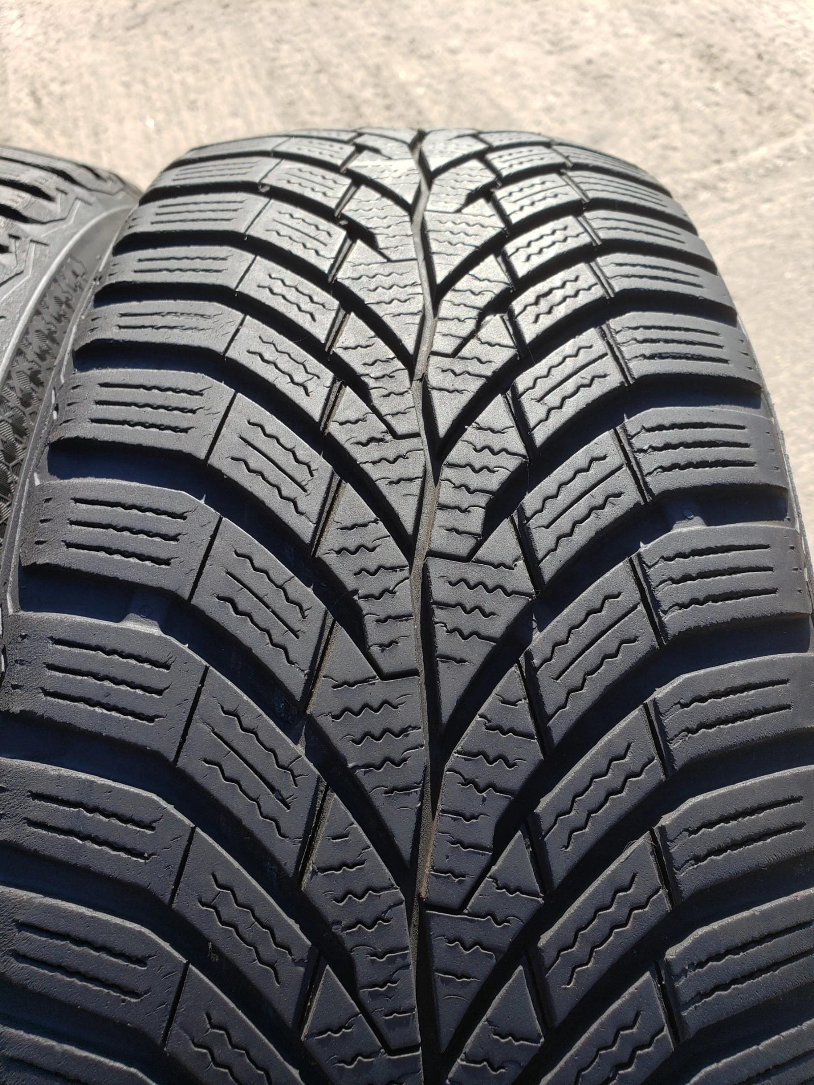 ���� 205/55R16 | Mobile.bg � ����������� 1