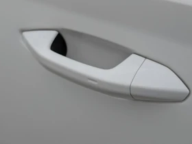 Skoda Octavia 2.0TDI* KEYLESS* CAM* NAVI* CARPLAY* , снимка 7