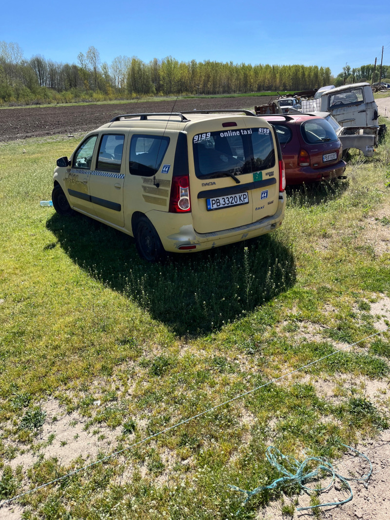 Dacia Logan, снимка 1 - Автомобили и джипове - 45541346