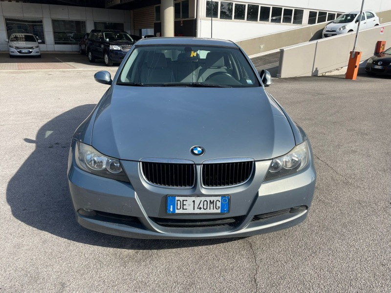 BMW 320, снимка 1 - Автомобили и джипове - 45759815