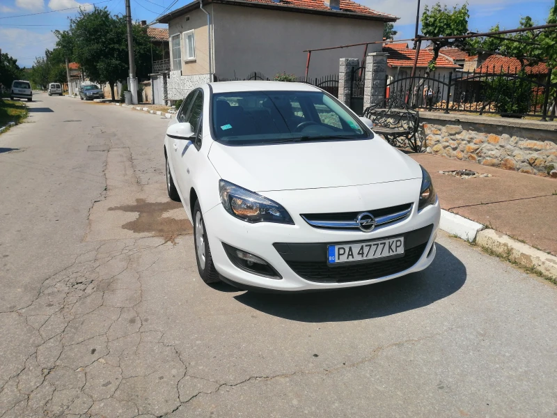 Opel Astra, снимка 6 - Автомобили и джипове - 48529097