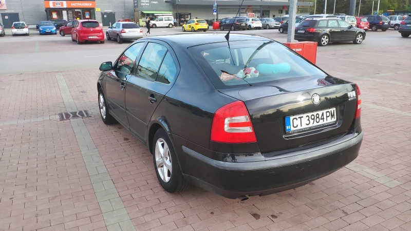 Skoda Octavia 1.6 MPI, снимка 5 - Автомобили и джипове - 48577242