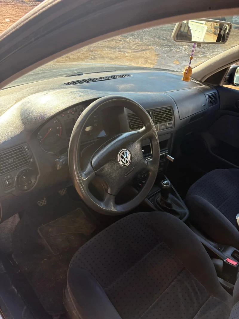 VW Golf, снимка 8 - Автомобили и джипове - 48619691