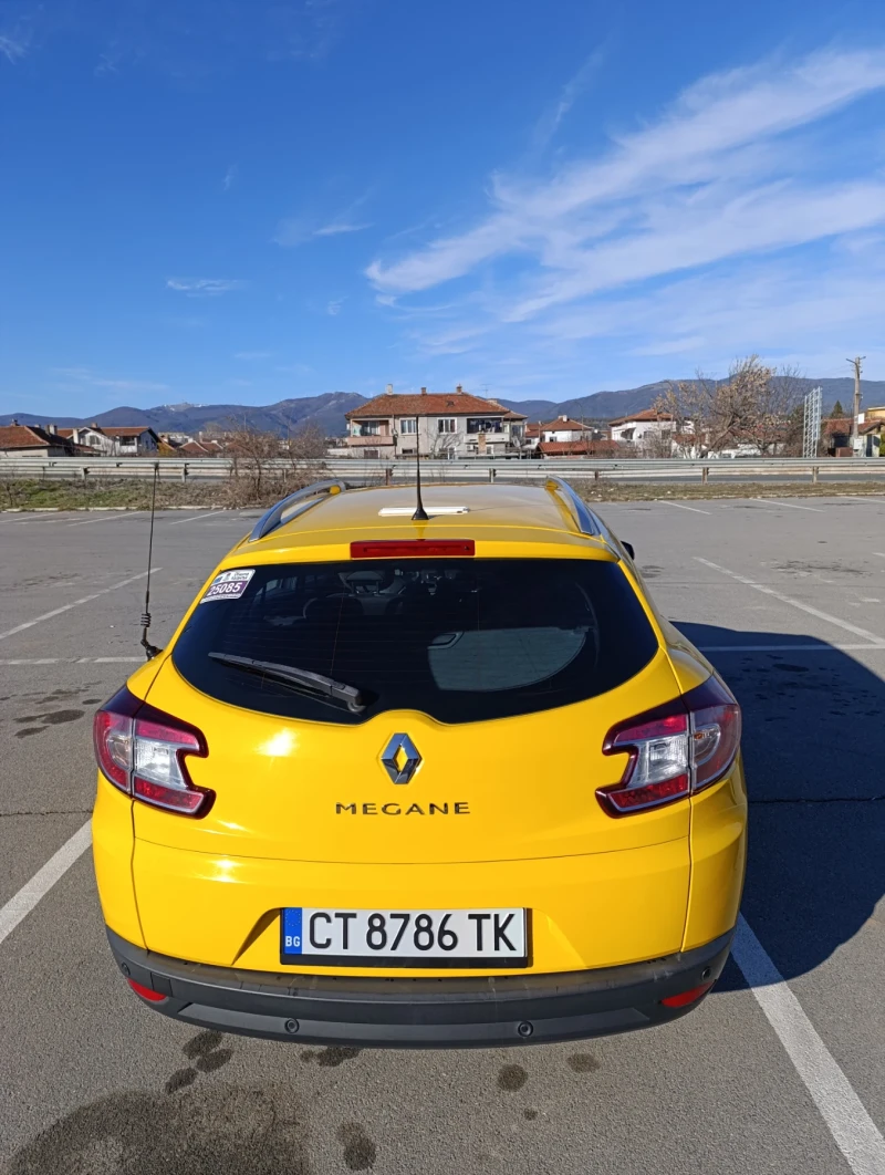 Renault Megane grandtour, снимка 5 - Автомобили и джипове - 49478544