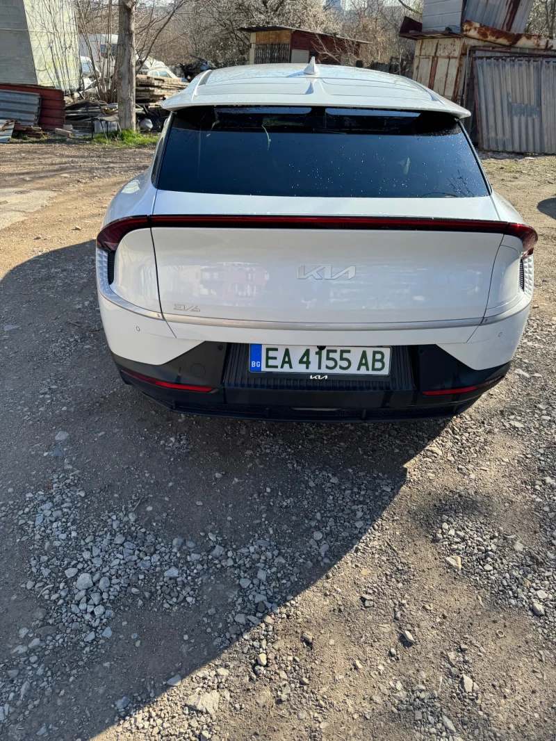 Kia EV6, снимка 3 - Автомобили и джипове - 49553664