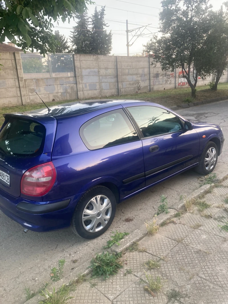Nissan Almera 1800 куб.климатик, снимка 4 - Автомобили и джипове - 52683083