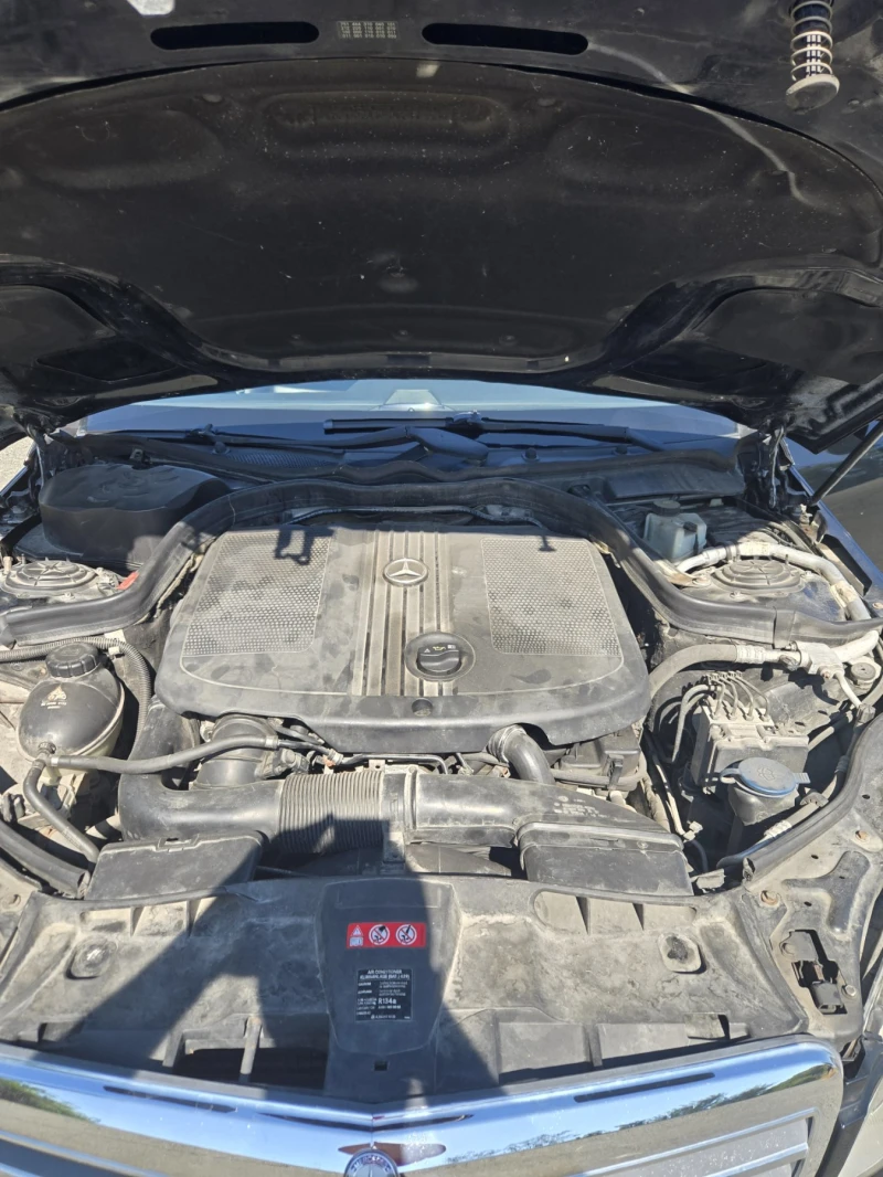 Mercedes-Benz E 200 CDI BlueEFFICIENCY, снимка 9 - Автомобили и джипове - 51420071