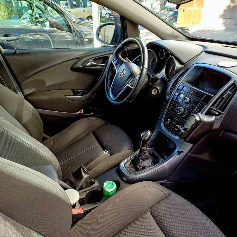 Opel Astra, снимка 9 - Автомобили и джипове - 52723367