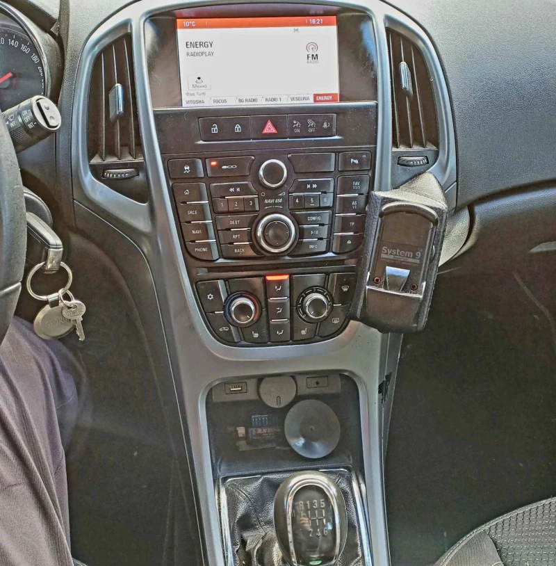 Opel Astra, снимка 10 - Автомобили и джипове - 52723367