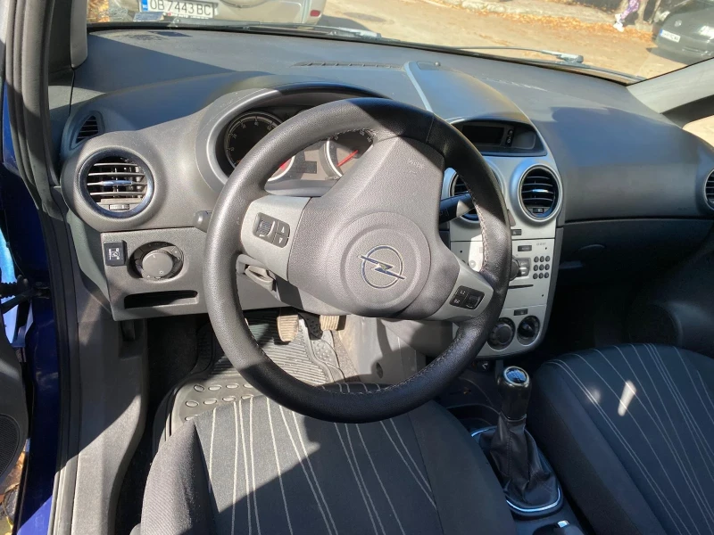 Opel Corsa, снимка 4 - Автомобили и джипове - 52581662