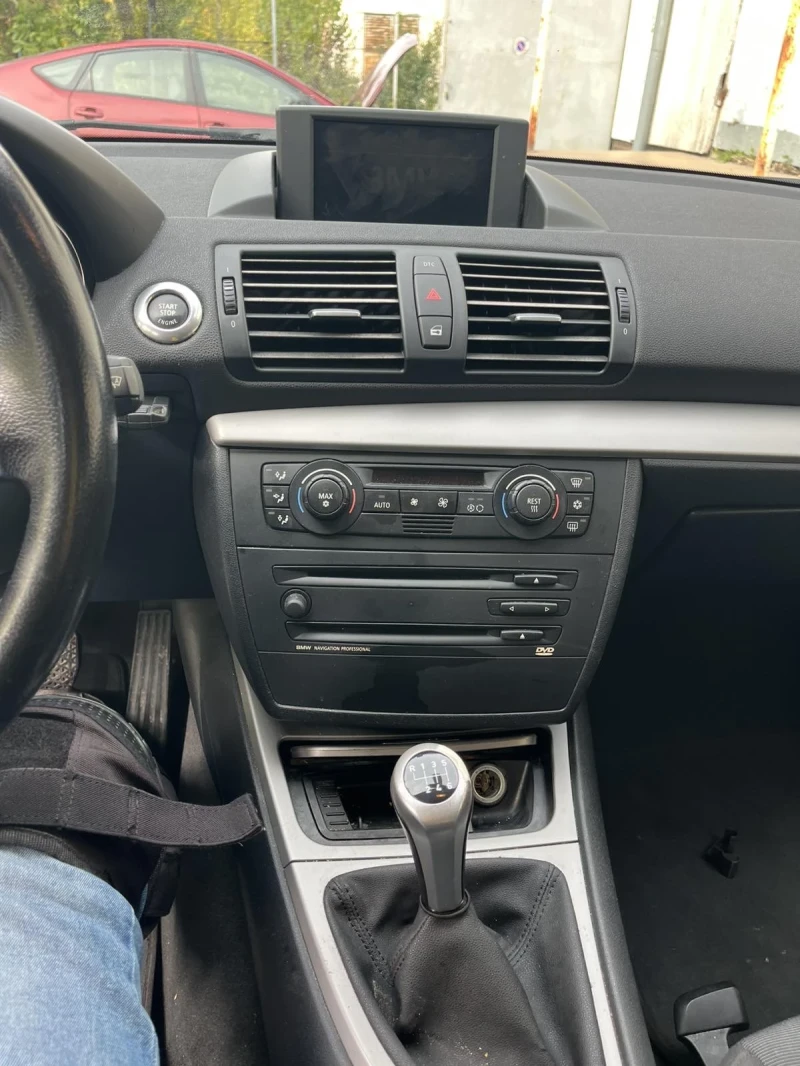 BMW 116, снимка 4 - Автомобили и джипове - 52618784