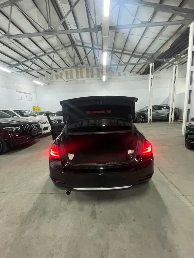 BMW 320 XDrive/Подгрев/парктр/КАТО НОВА !!!, снимка 17 - Автомобили и джипове - 53330336