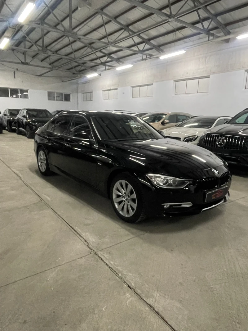 BMW 320 XDrive/Подгрев/парктр/КАТО НОВА !!!, снимка 2 - Автомобили и джипове - 53330336