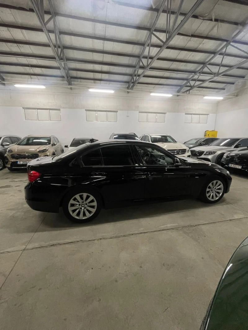 BMW 320 XDrive/Подгрев/парктр/КАТО НОВА !!!, снимка 7 - Автомобили и джипове - 53330336