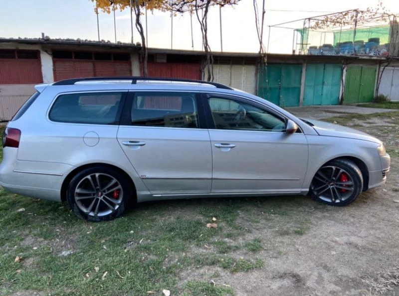 VW Passat 2.0TDI BMP NAVI, снимка 6 - Автомобили и джипове - 43850563