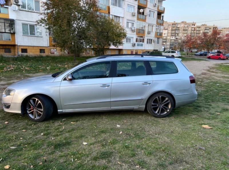 VW Passat 2.0TDI BMP NAVI, снимка 7 - Автомобили и джипове - 43850563