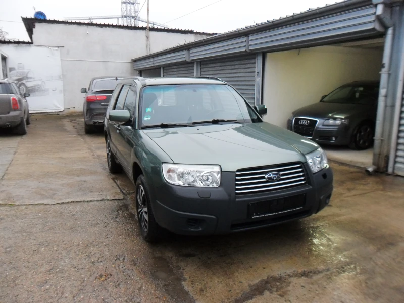 Subaru Forester 2, 0i-GAS-4X4-GERMANY - 5500 лв. / 2812.11 € - 17845261 1