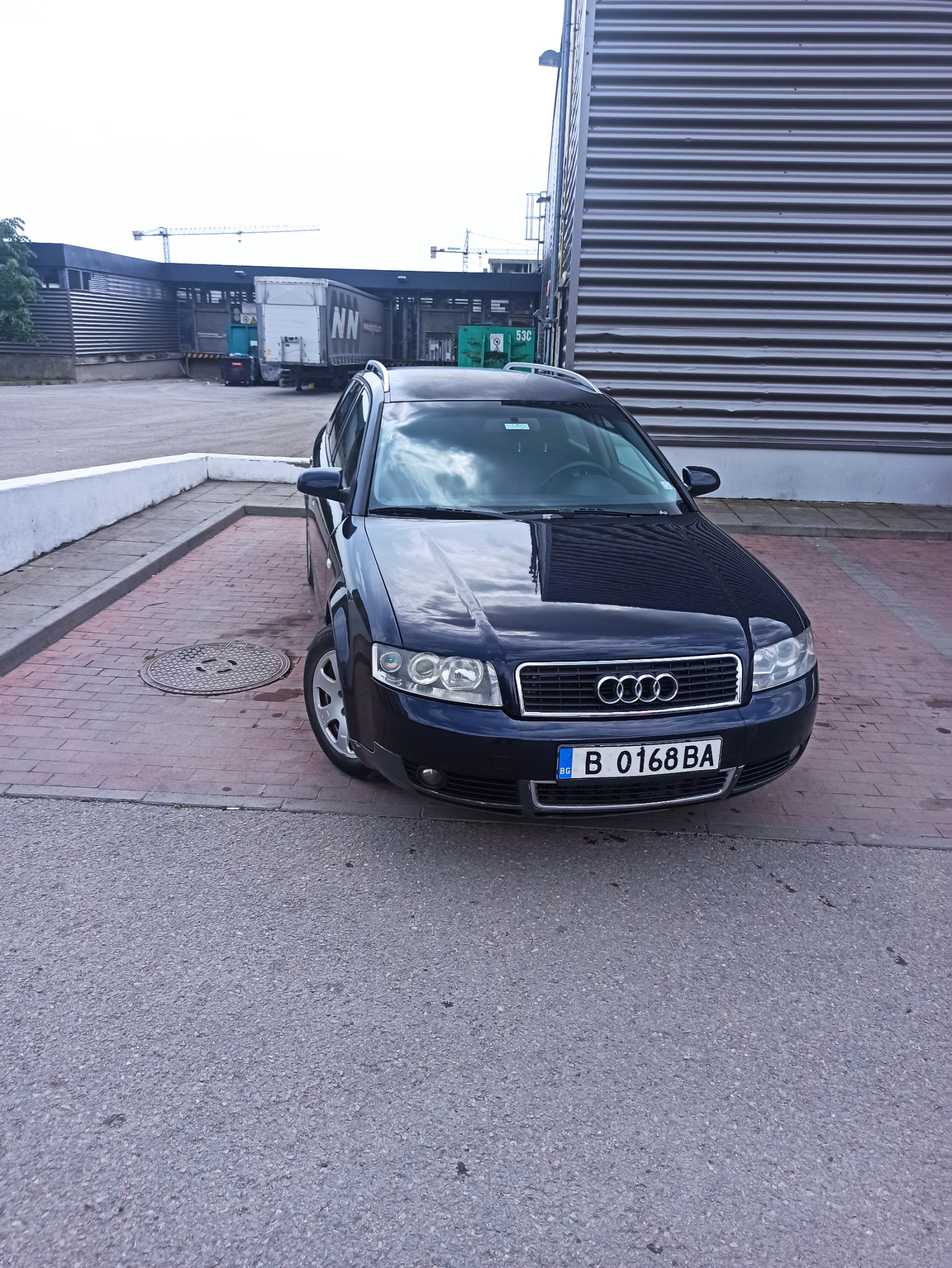 Audi A4 1.9 - изображение 1