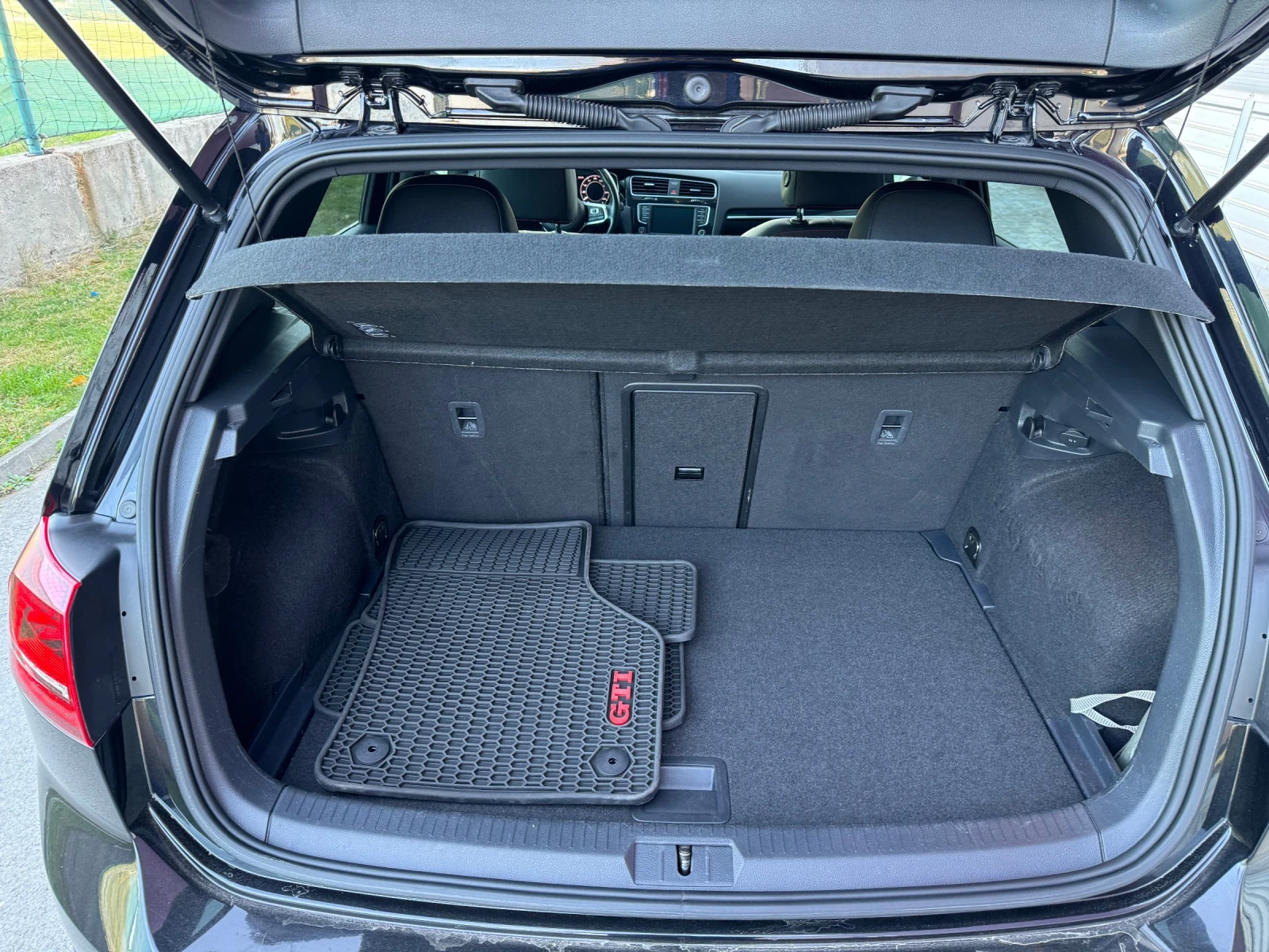 VW Golf GTI | Mobile.bg   12