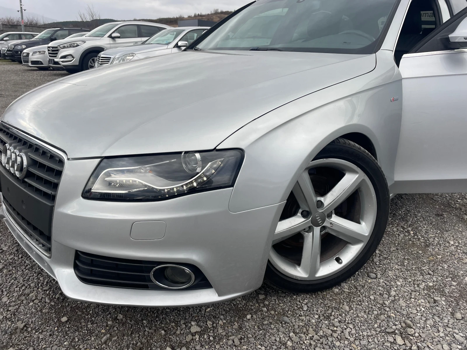 Audi A4 2.0TDI S-LINE LED BI-XENON 143КС - изображение 10