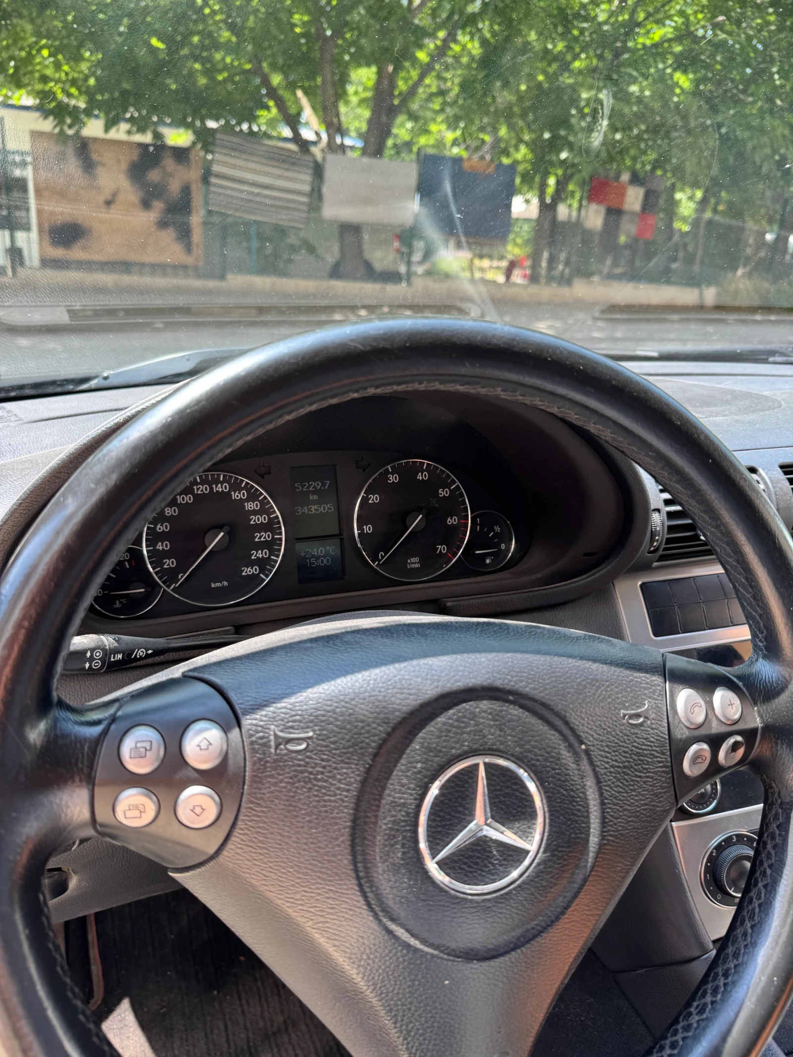 Mercedes-Benz C 200 | Facelift| 163к.с.| Alcantara| Отлично състояние - изображение 7